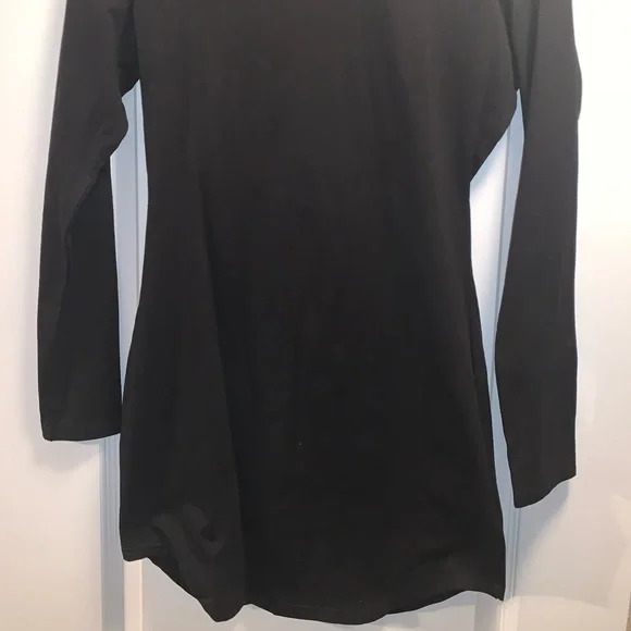 BodyCon dress with layered chain - Picture 7 of 7